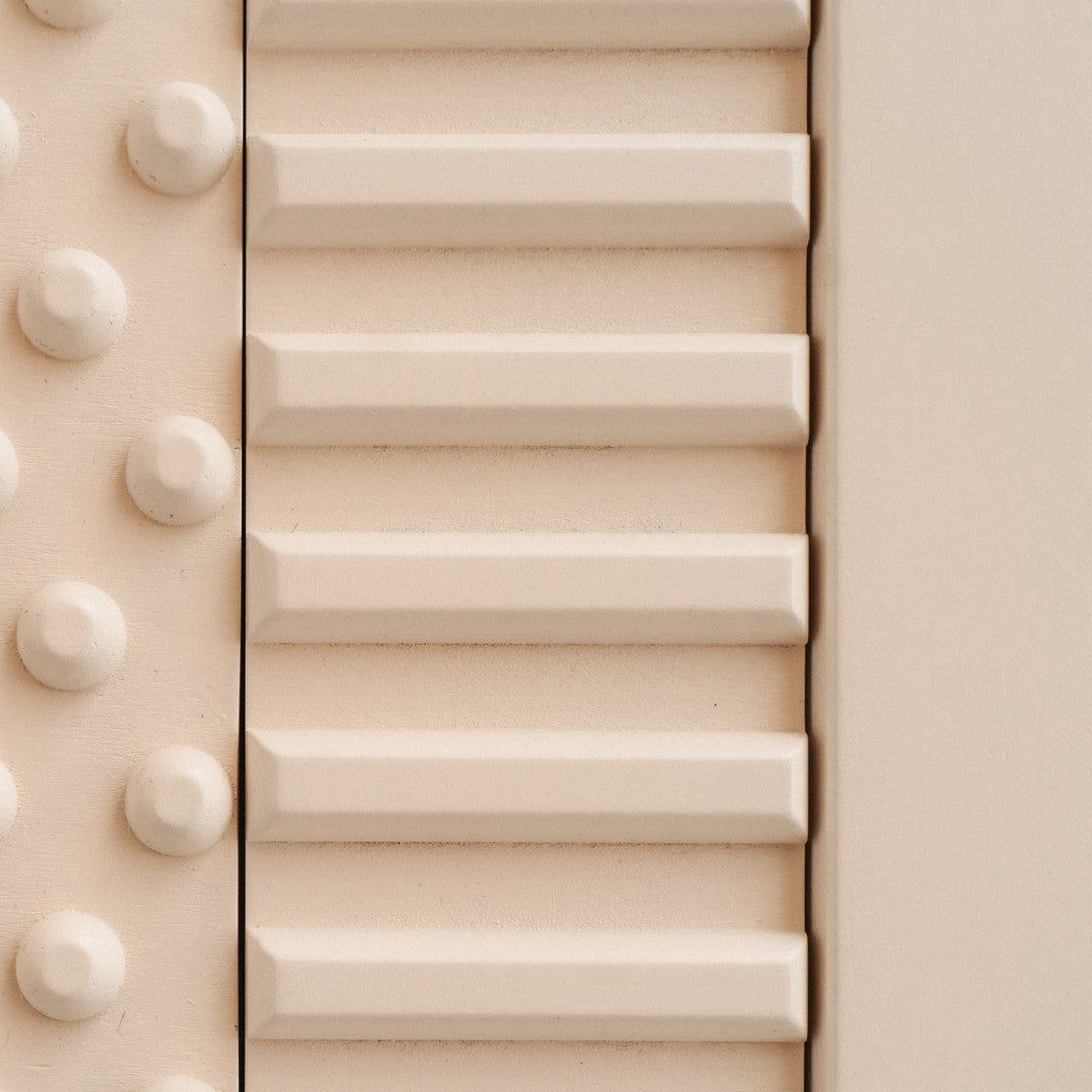 TipiToo® Solo Single Double-Sided Balance Beam With Dots